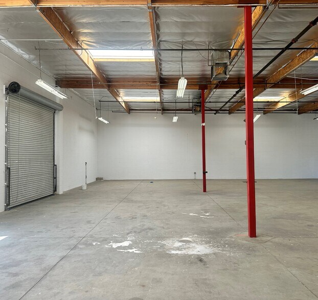 More Photos Of 19391 Newhall St, Palm Springs Unknown For Lease