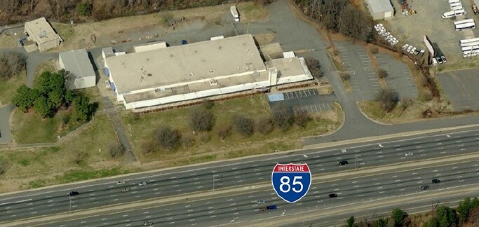 More Photos Of 3201 N Rotary Dr, Charlotte Industrial For Sale