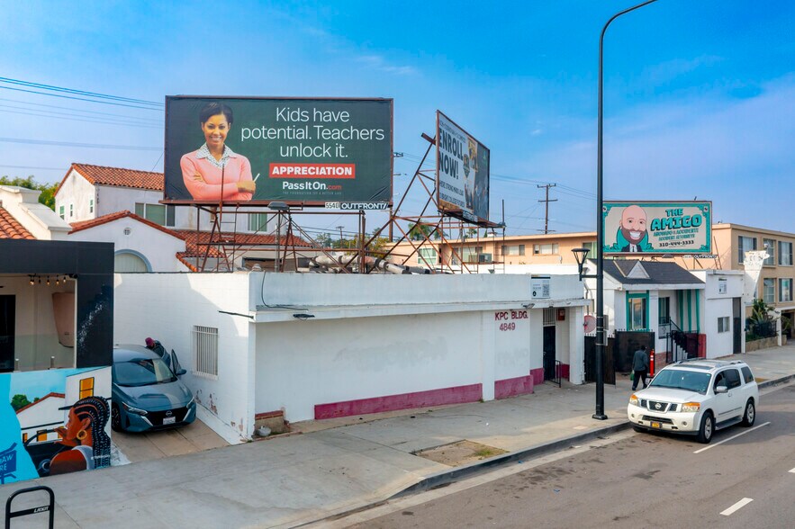 More Photos Of 4847 Crenshaw Blvd, Los Angeles Storefront Retail Residential For Sale