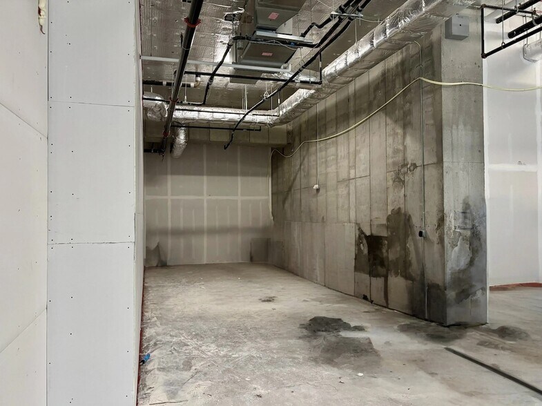 More Photos Of 615 Pavonia Ave, Jersey City Apartments For Lease