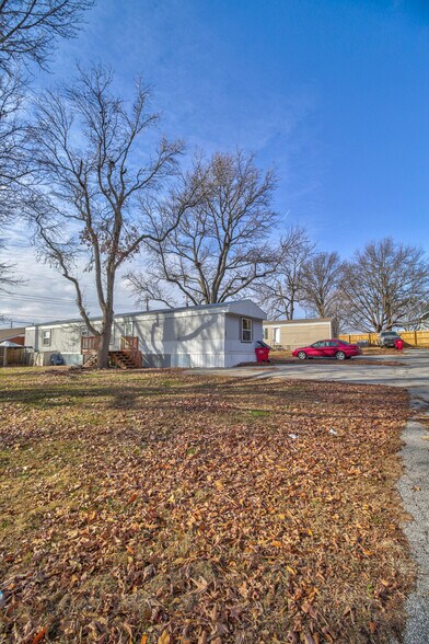 More Photos Of 1 Oakdale Dr, Lexington Manufactured Housing Mobile Home Park For Sale