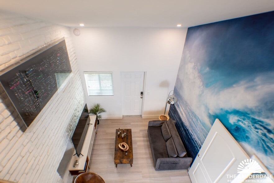 More Photos Of 505 SE 16th St, Fort Lauderdale Hotel For Sale