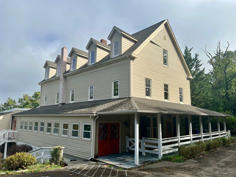 More Photos Of 4830 Schley Ave, Braddock Heights Lodge Meeting Hall For Lease