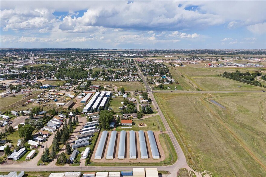 More Photos Of 1902 Avenue C, Cheyenne Self Storage For Lease