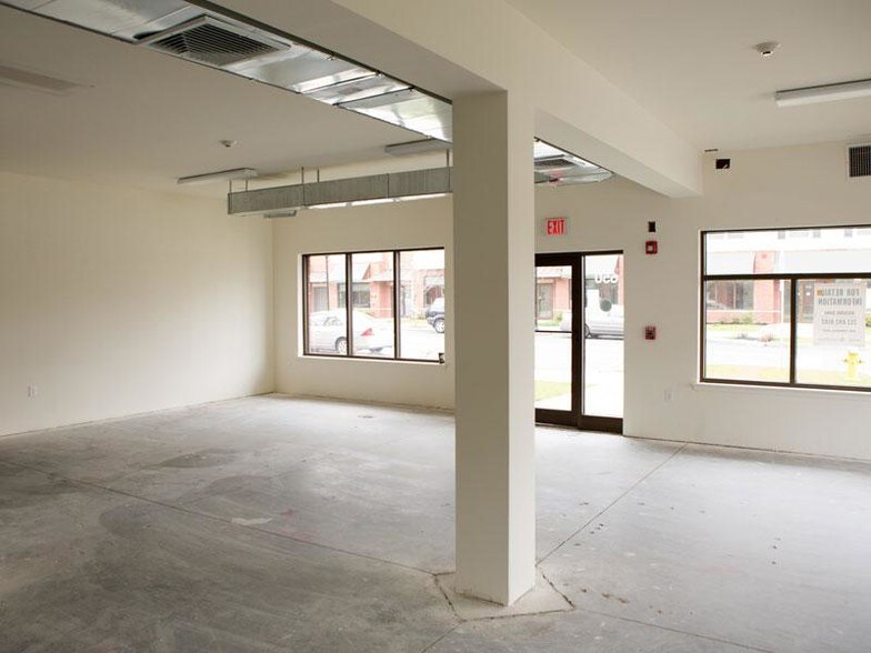 More Photos Of 700 Wincoram Way, Coram Apartments For Lease