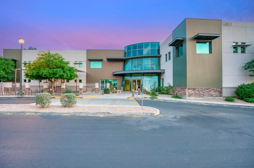 More Photos Of 6301 S McClintock Dr, Tempe Medical For Lease