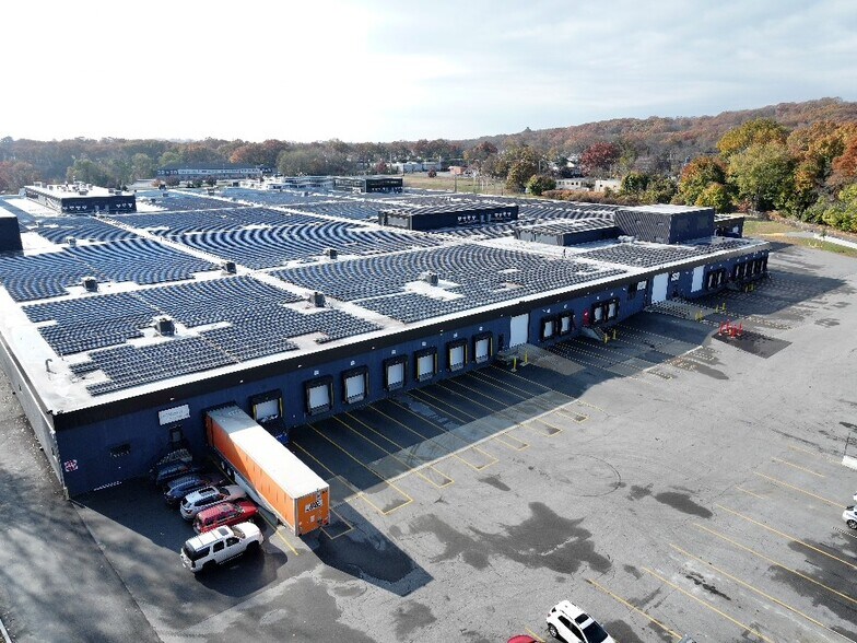 Primary Photo Of 100 Higginson Ave, Lincoln Distribution For Lease