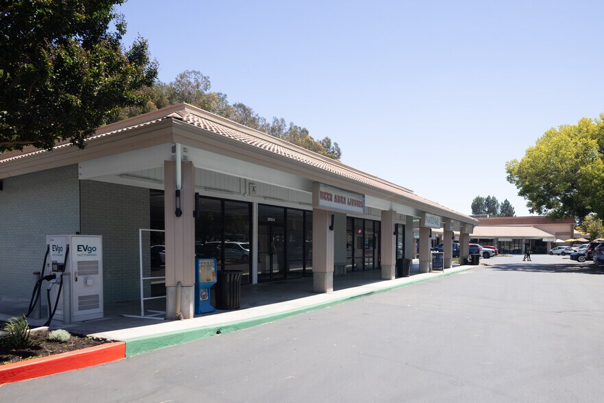 More Photos Of 2550 San Ramon Valley Blvd, San Ramon Freestanding For Lease
