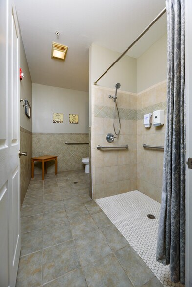 More Photos Of 1001 Crepe Myrtle St, San Marcos Assisted Living For Lease