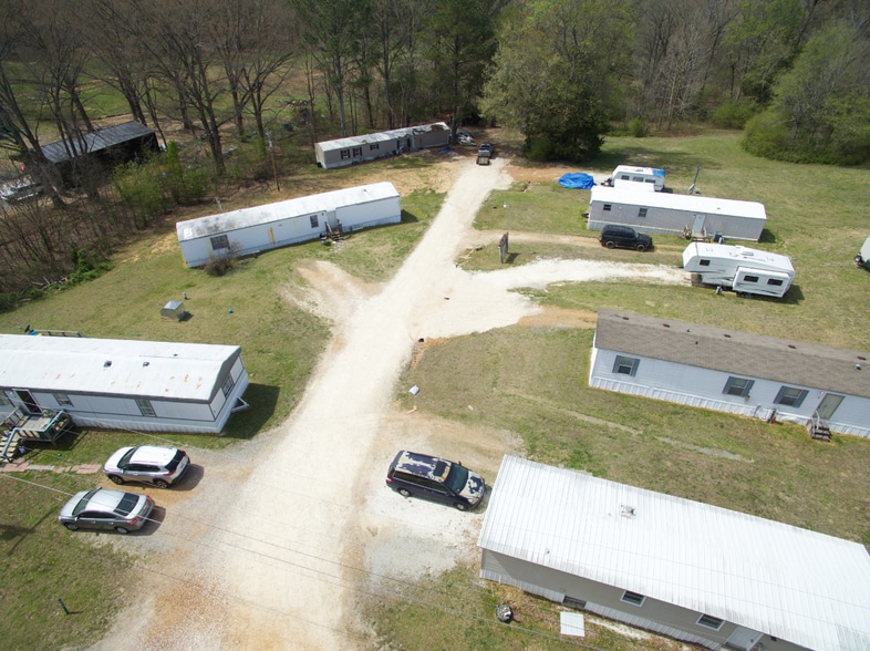 More Photos Of 190 Nobles Rd, Paris Specialty For Sale