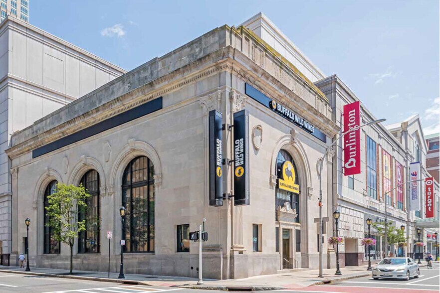 More Photos Of 1-11 City Pl, White Plains Unknown For Lease