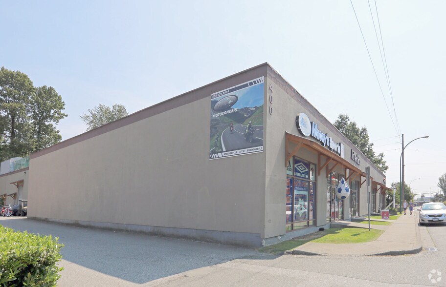 More Photos Of 400 Brooksbank Ave, North Vancouver Storefront Retail Office For Sale