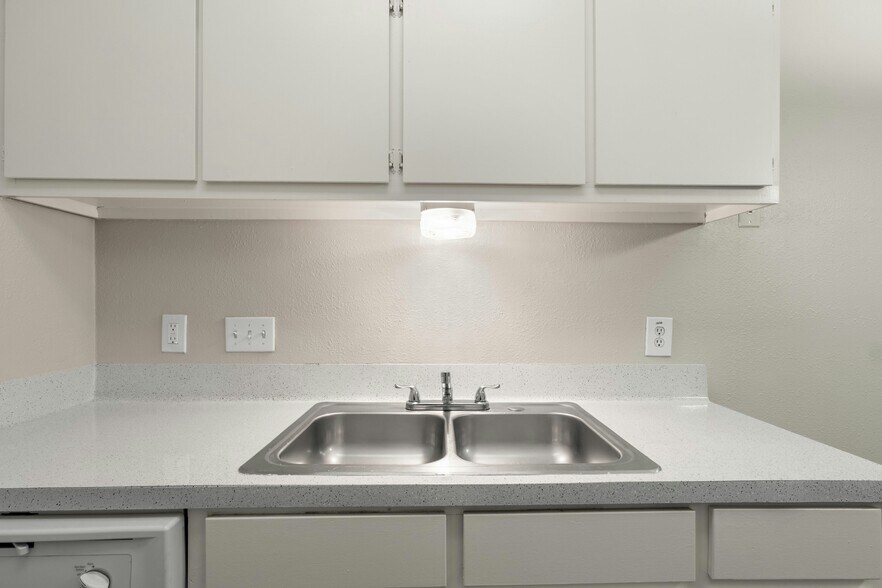 More Photos Of 2818 Nueces St, Austin Apartments For Sale