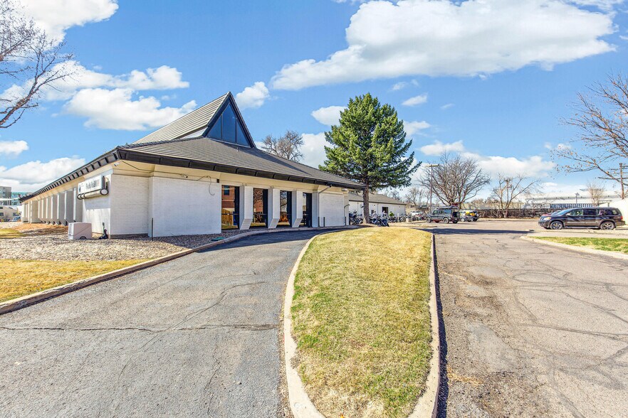 More Photos Of 1435 Wadsworth Blvd, Lakewood Storefront For Sale