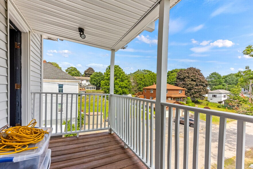 More Photos Of 51 Tanguay St, Sanford Apartments For Sale
