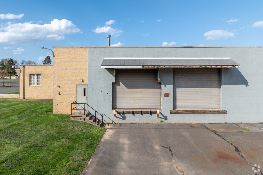More Photos Of 203 Church Rd, North Wales Unknown For Lease