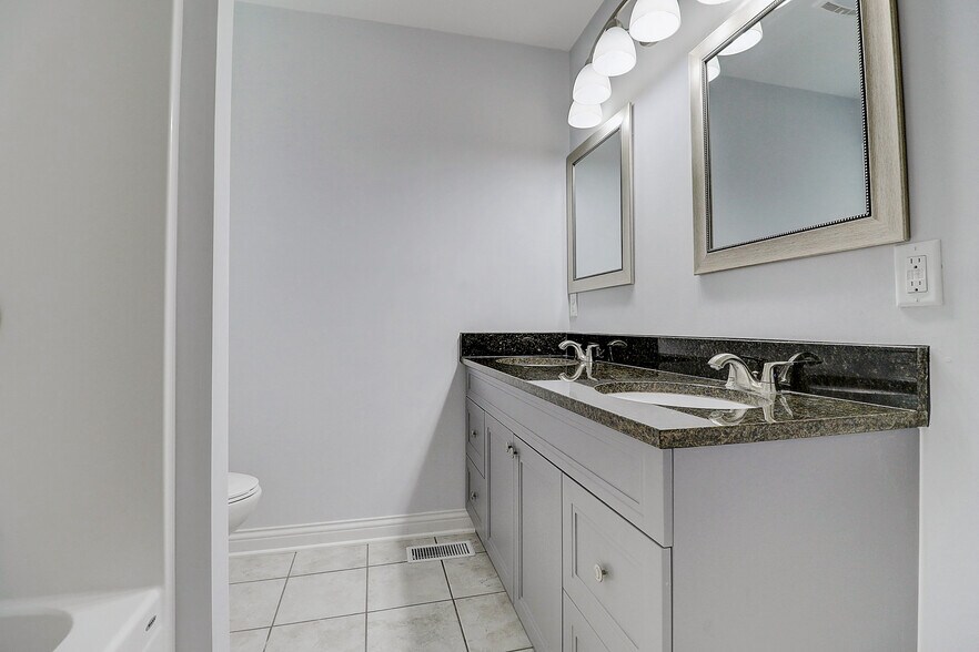 More Photos Of , Indianapolis Multifamily For Sale