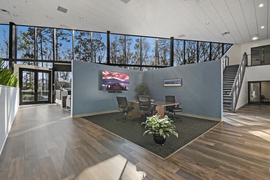 More Photos Of 10393 Fortune Pky, Jacksonville Office For Sale