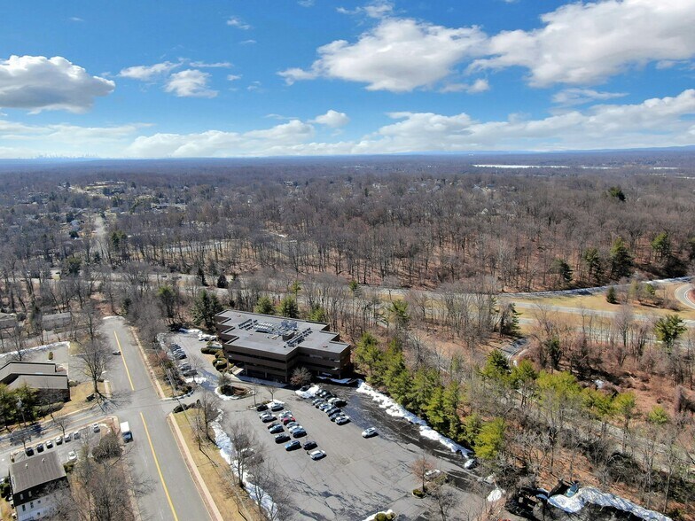 More Photos Of 100 Dutch Hill Rd, Orangeburg Medical For Lease
