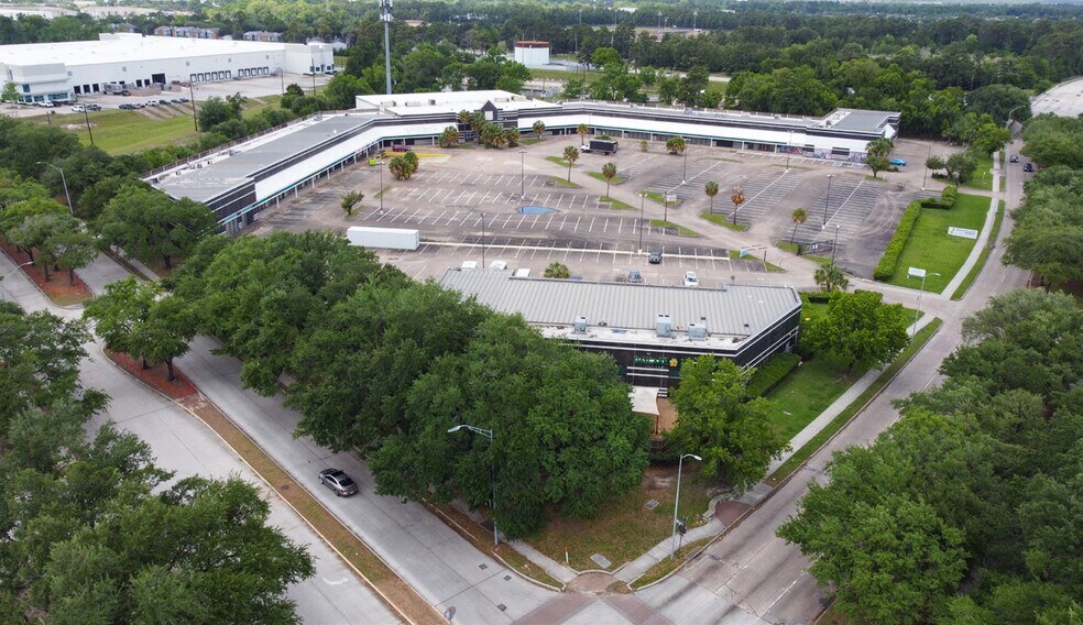 More Photos Of 11101 Ella Blvd, Houston Light Manufacturing For Sale