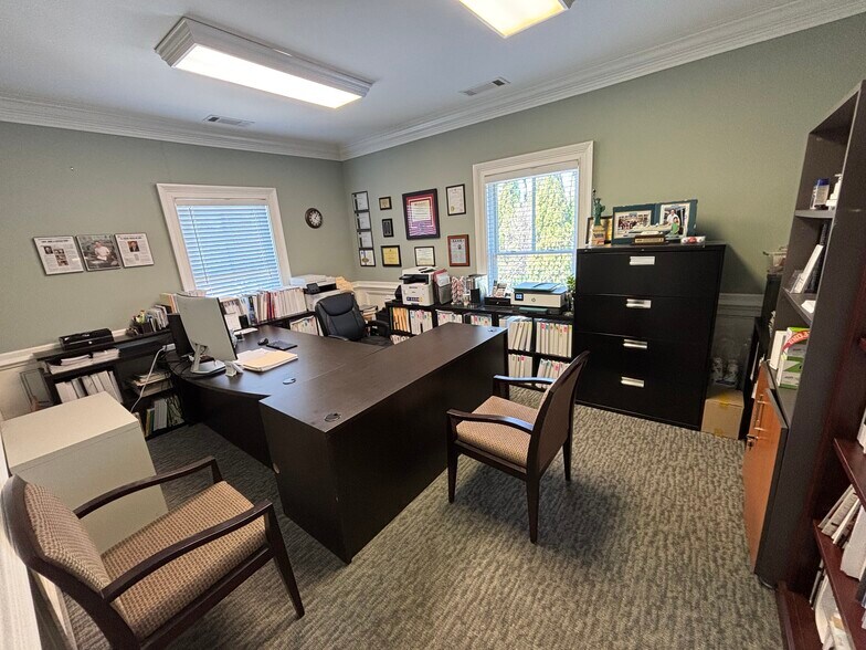 More Photos Of 1325 Satellite Blvd, Suwanee Office For Sale