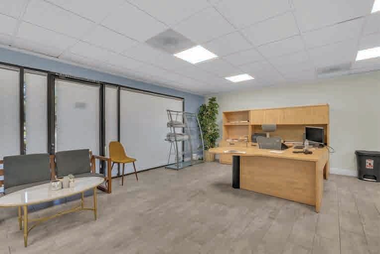 More Photos Of 1665 W Shaw Ave, Fresno Office For Sale