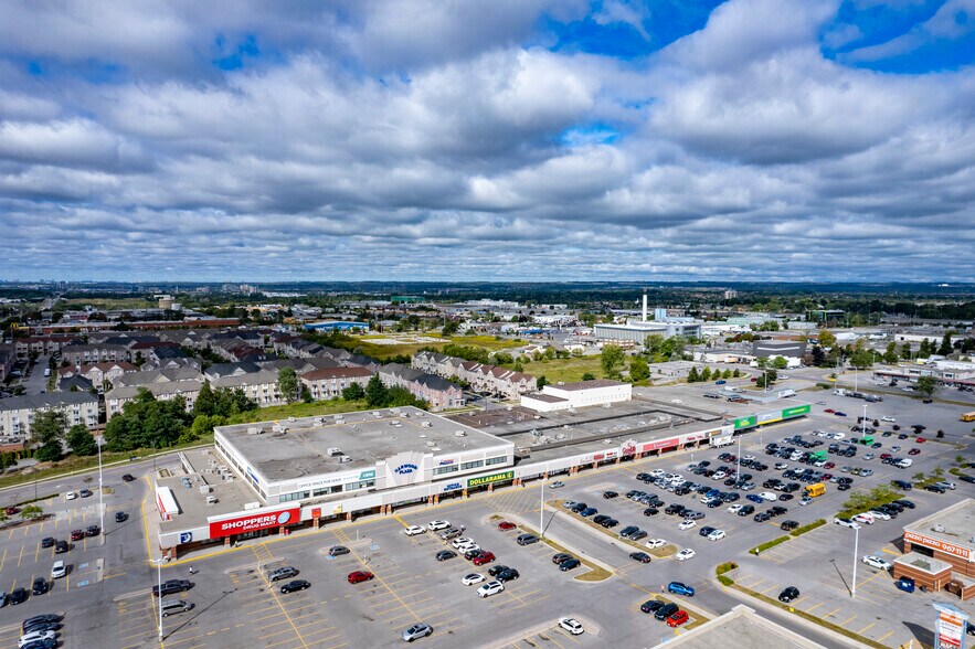 More Photos Of 280-350 Harwood Ave S, Ajax General Retail For Lease