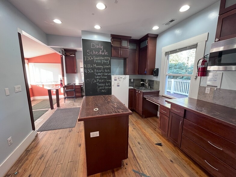 More Photos Of 5674 Three Notch D Rd, Crozet Office For Sale