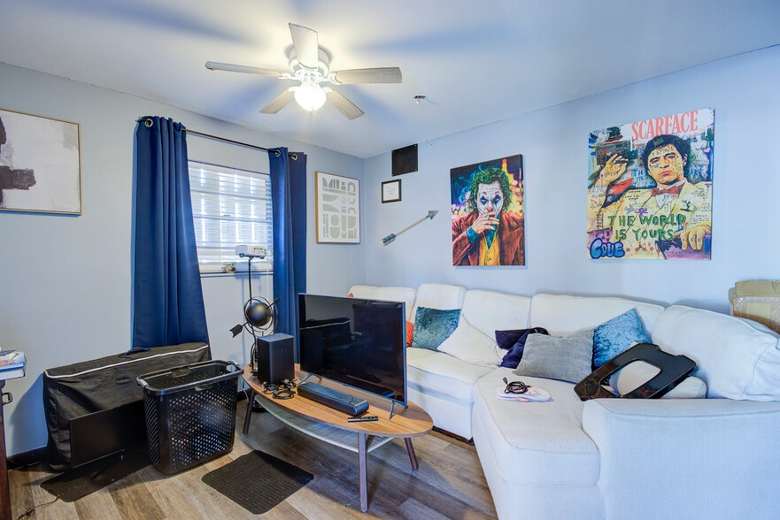 More Photos Of 2651 SE 2nd St, Boynton Beach Apartments For Sale