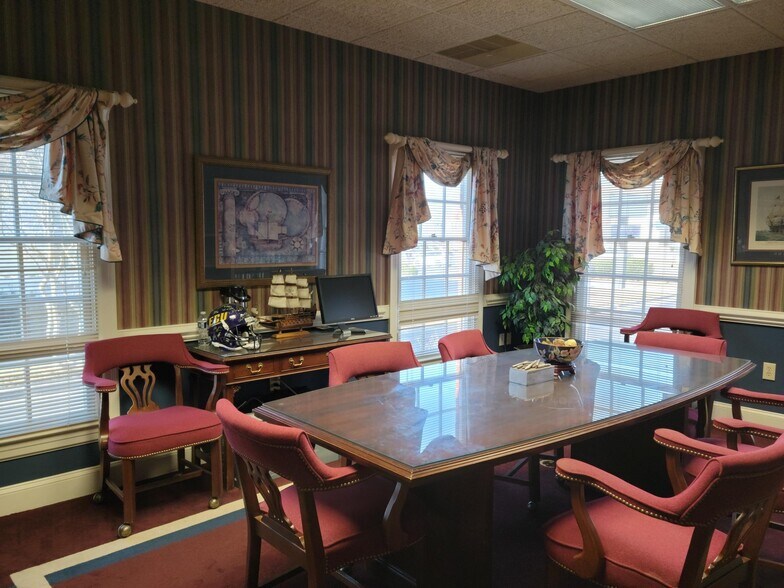 More Photos Of 110 E Arlington Blvd, Greenville Office For Sale