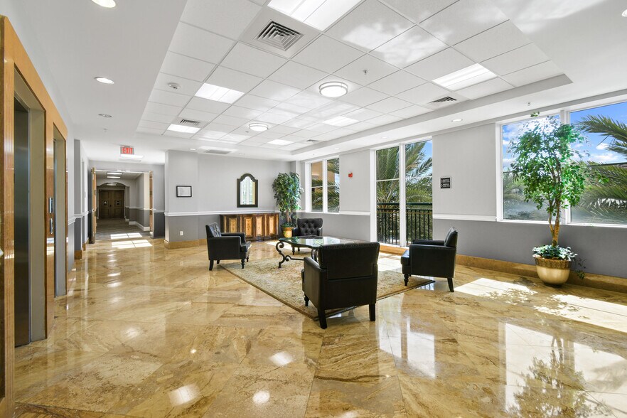 More Photos Of 1880 N Congress Ave, Boynton Beach Medical For Sale