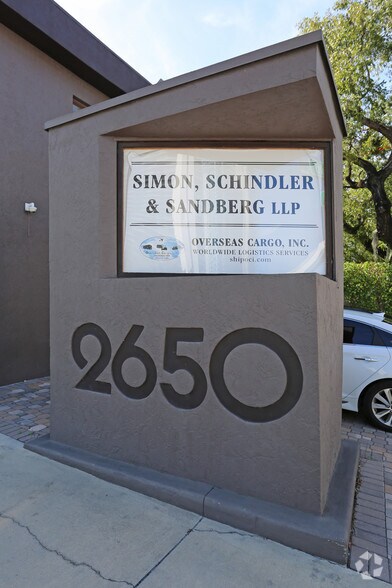 More Photos Of 2650 Biscayne Blvd, Miami Office For Lease