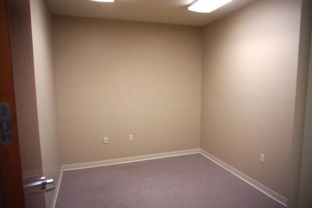 More Photos Of 249A W Church St, Lexington Medical For Sale