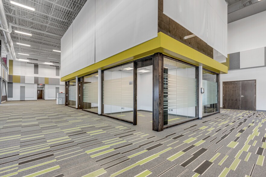 More Photos Of 6125 Boul Wilfrid-Carrier, Lévis Office For Lease