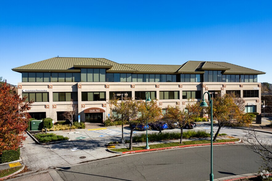 More Photos Of 5030 Business Center Dr, Fairfield Medical For Lease
