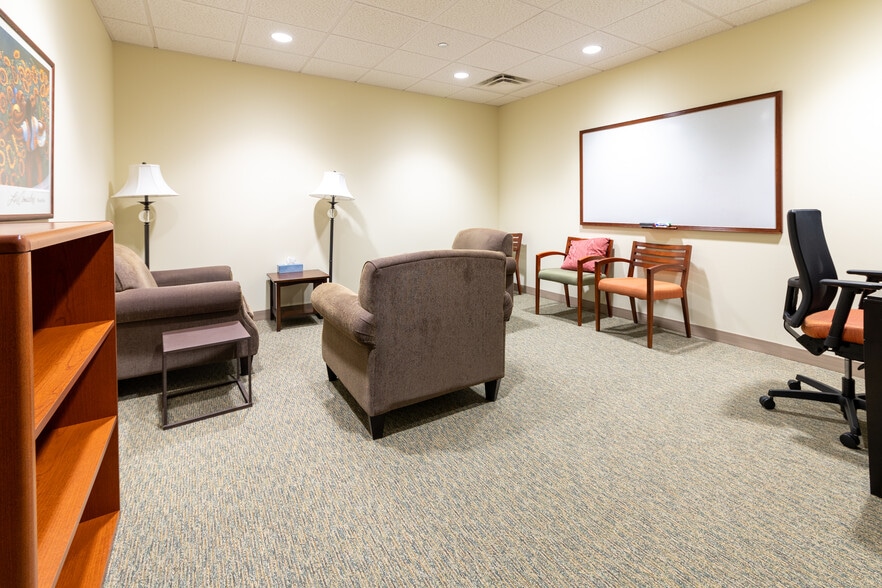 More Photos Of 50 E Washington St, Chicago Office For Sale