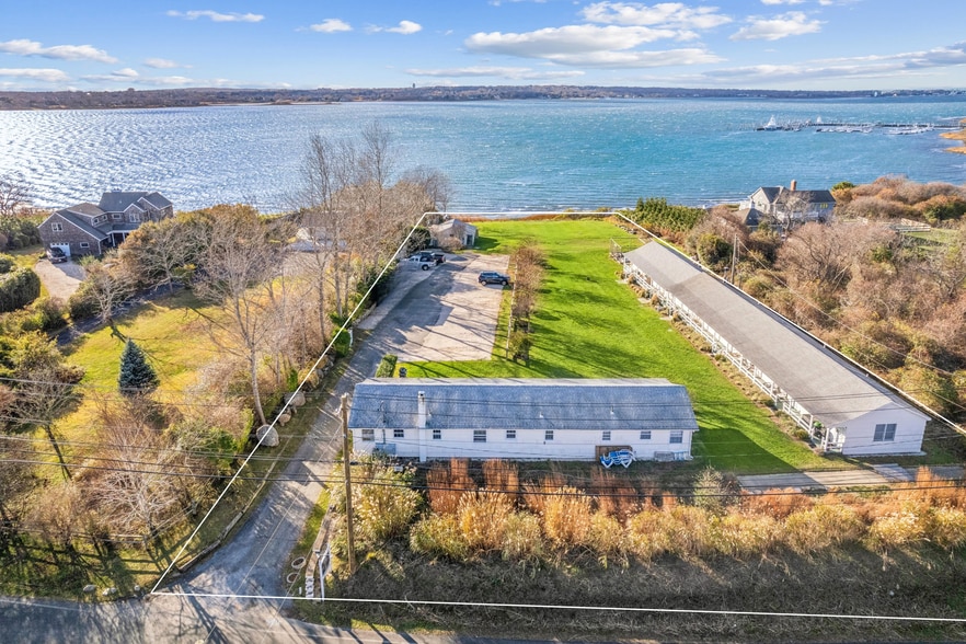 More Photos Of 131 E Lake Dr, Montauk Apartments For Sale