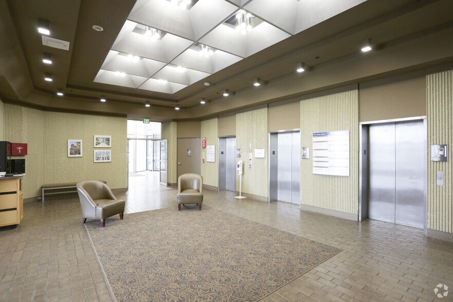 More Photos Of 100 E Michigan Ave, Jackson Medical For Sale