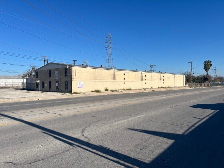 Primary Photo Of 501 Steves Ave, San Antonio Service For Lease
