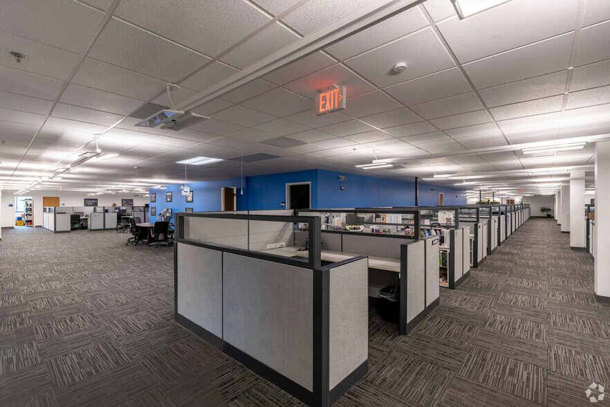 More Photos Of 350 Myles Standish Blvd, Taunton Flex For Lease