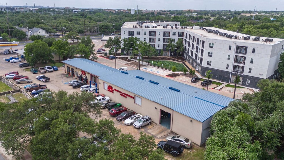 Primary Photo Of 6750 Corpus Christi Dr, Austin Auto Repair For Sale