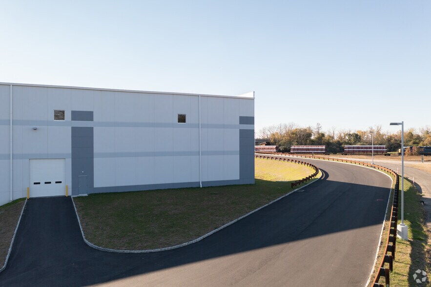 More Photos Of 115 Ben Fairless Dr, Fairless Hills Distribution For Lease