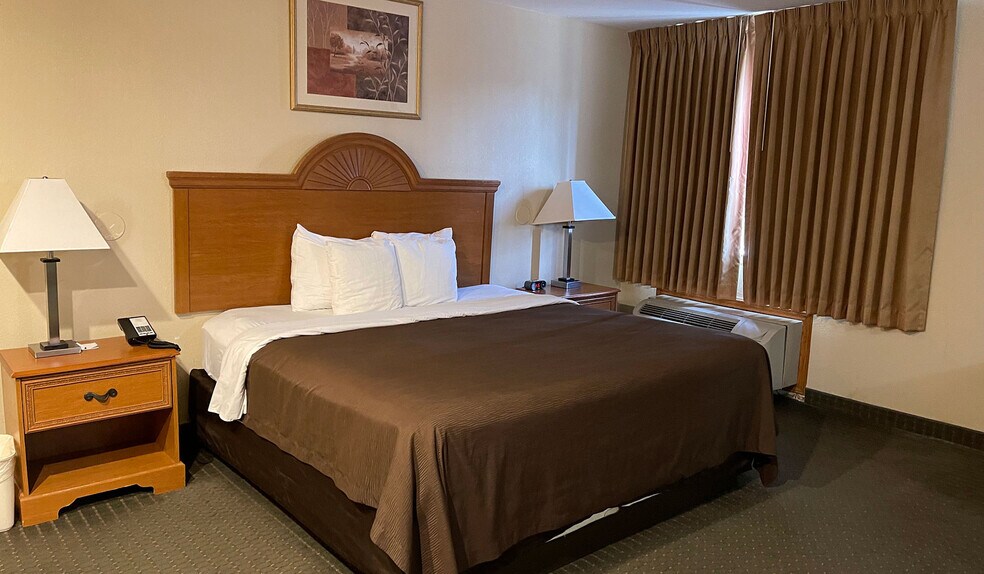 More Photos Of 1301 W Expressway 83, Pharr Hotel For Sale