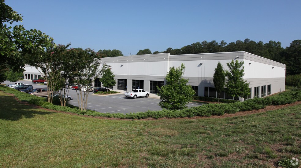 Primary Photo Of 700 Pinnacle Ct, Norcross Warehouse For Lease