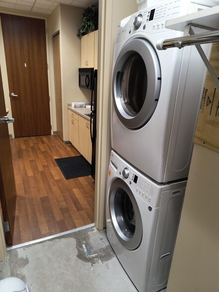 More Photos Of 322 Indianapolis Blvd, Schererville Medical For Lease