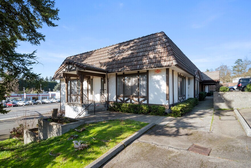 More Photos Of 13500 Lake City NE way, Seattle Land For Sale