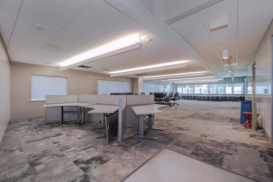 More Photos Of 200 W Franklin St, Chapel Hill Loft Creative Space For Lease