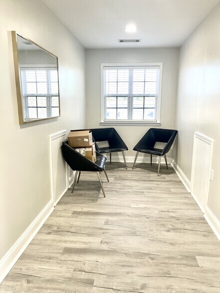 More Photos Of 204-206 Adley Way, Greenville Loft Creative Space For Lease
