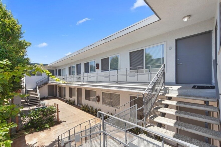 More Photos Of 3117 E 6th St, Long Beach Apartments For Sale