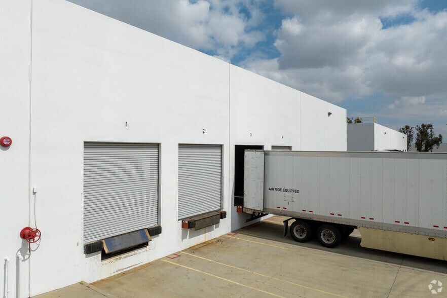 More Photos Of 9138 Pittsburgh Ave, Rancho Cucamonga Warehouse For Lease